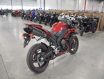     Yamaha YZF-R1 2007  5